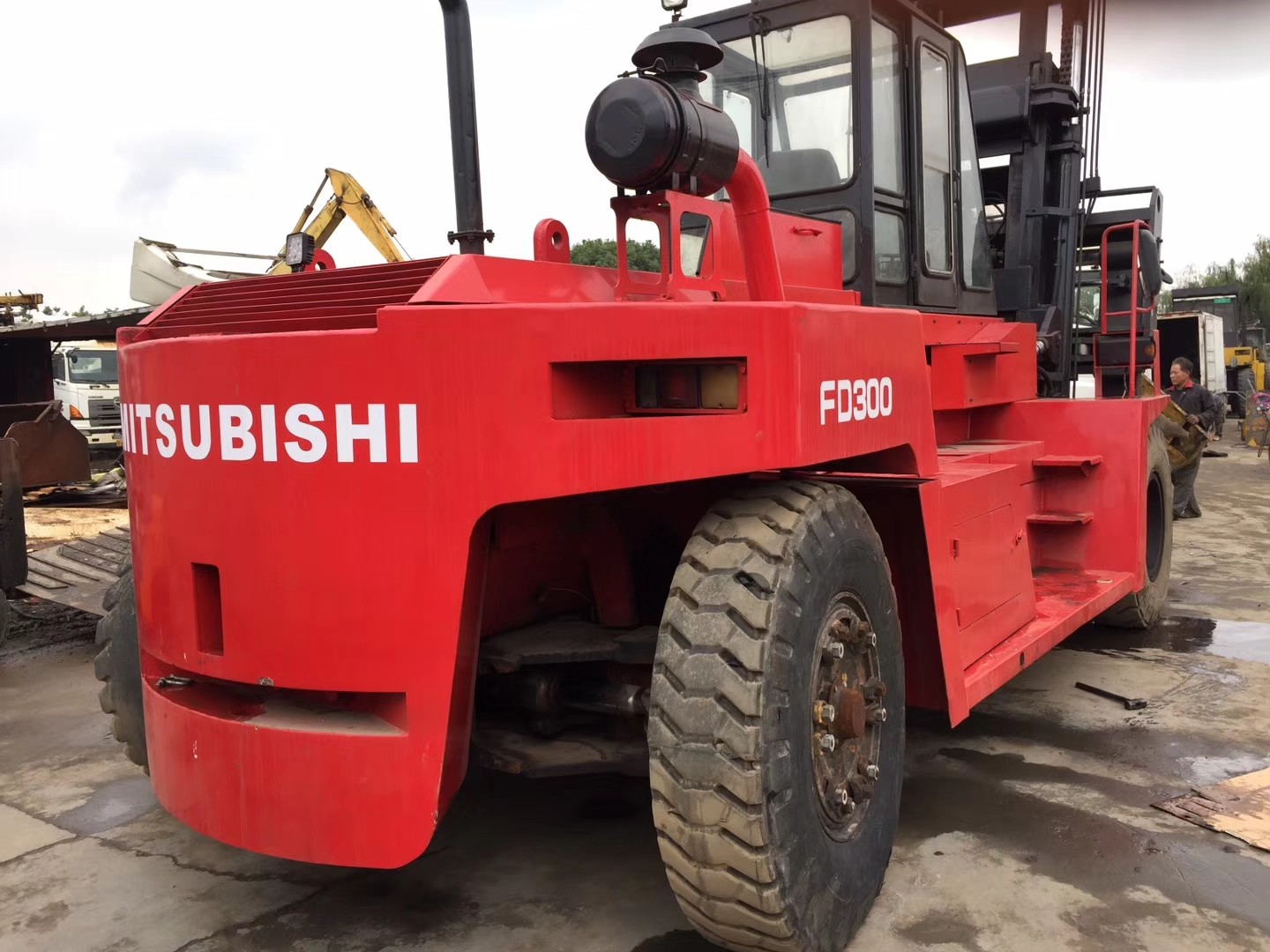Wholesale Japan Engine Mitsubishi 30ton FD300 Used Diesel Forklift from china suppliers