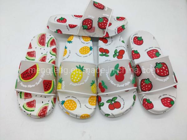Chidren Slipper Outdoor Beach Slippers EVA Garden Shoes for Summer Kids Slippers