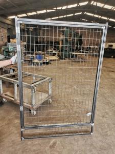 Wholesale Iron Dog Kennel Garden Fence Gate 25 X 25 Square Tube Silver Color 1200mm Width from china suppliers