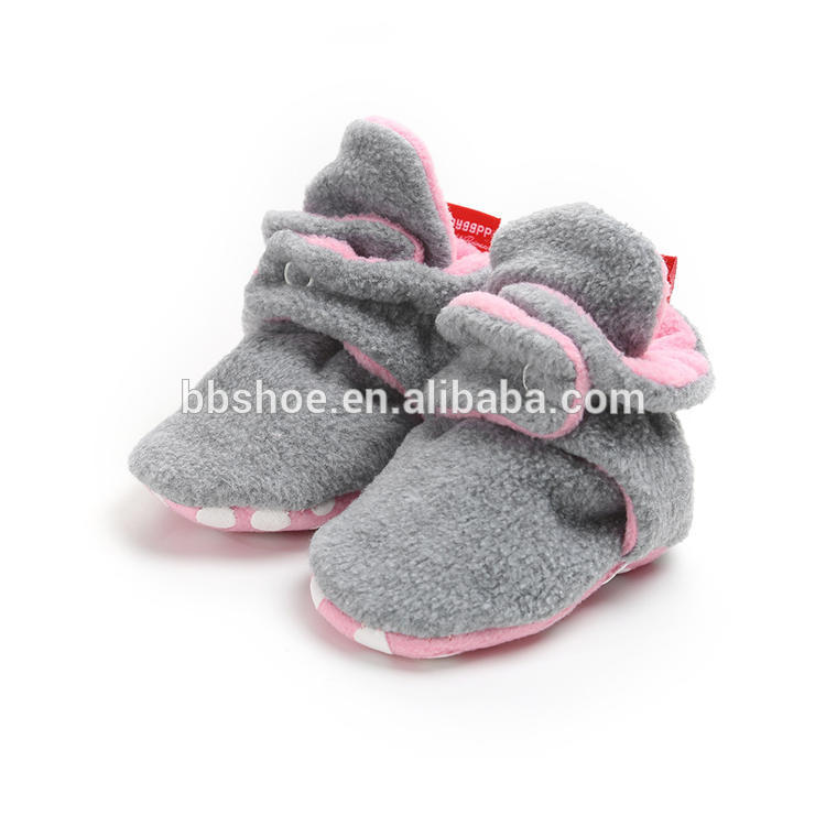 Wholesale cheap fluff boy and girl baby booties socks indoor toddler baby socks shoes