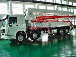 8x4 HOWO Truck Chassis Concrete Boom Truck , 48 / 52m Concrete Boom Pump Truck