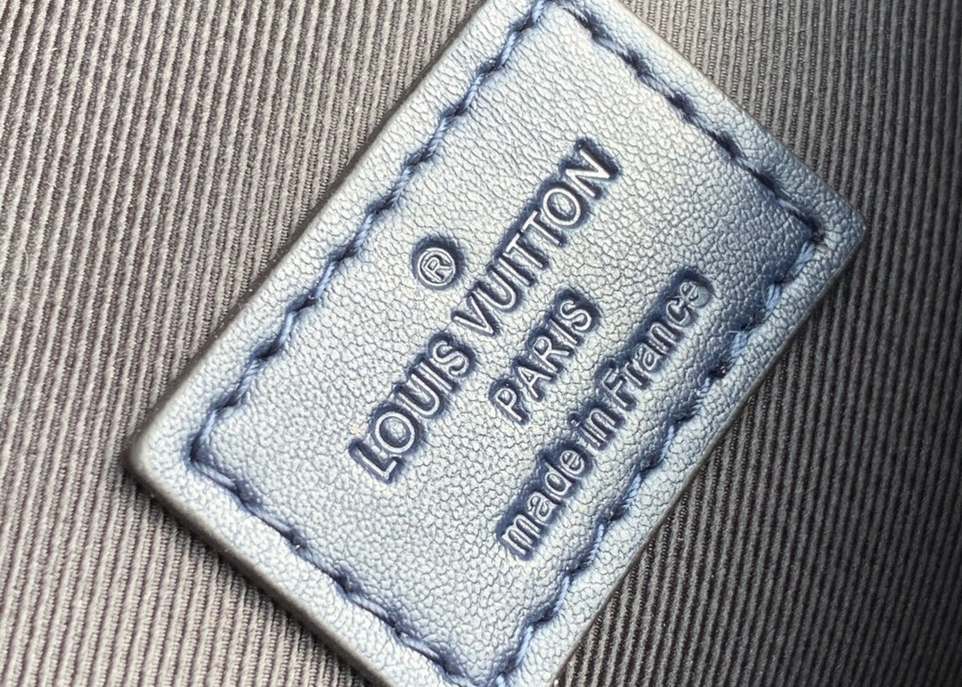 Letters Embossed Ladies Waist Bag