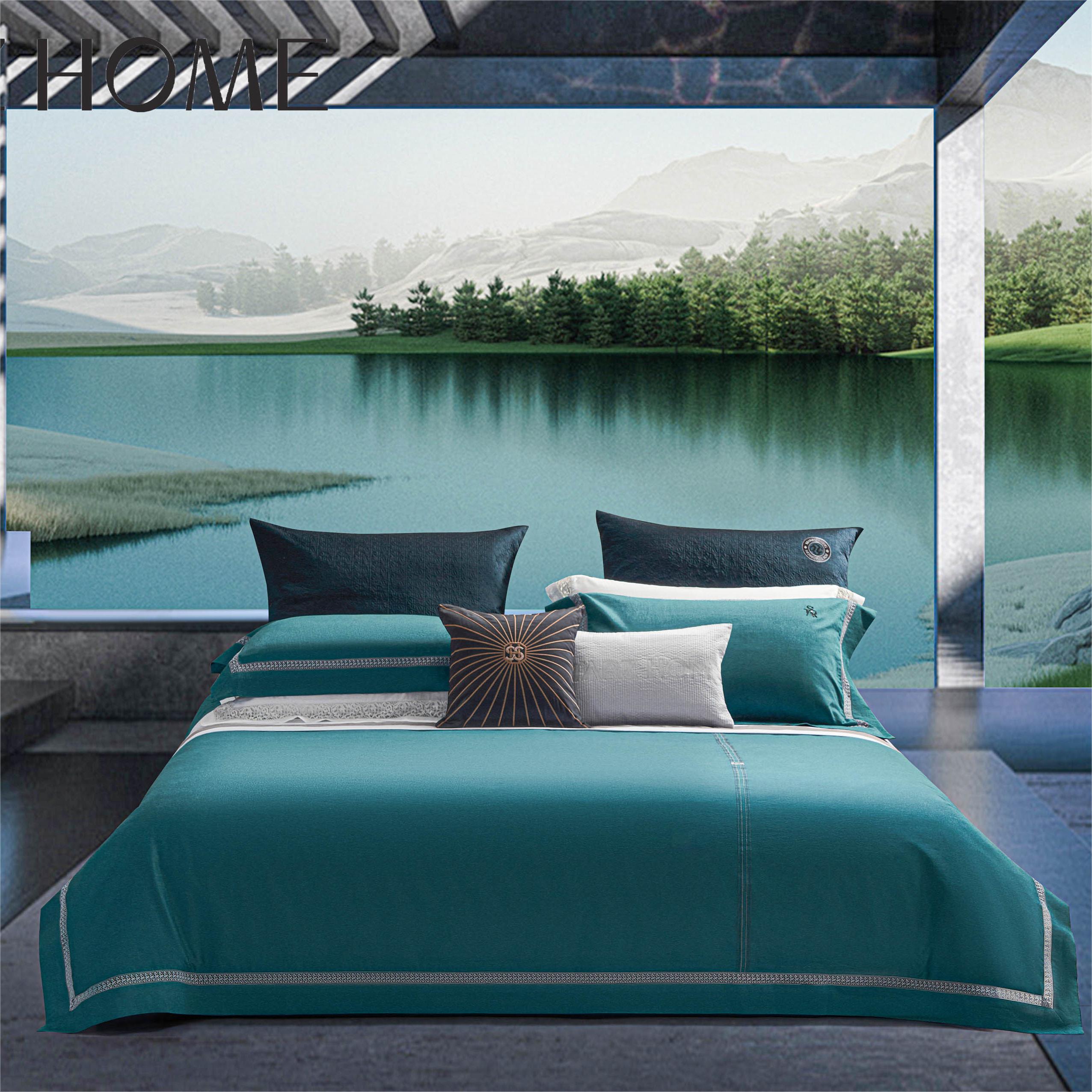 Air-permeable European Style 100% Cotton Jacquard 300TC 4Pcs Bedding Sets No Filling