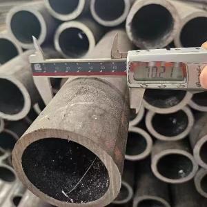 Wholesale Circular Hollow Section Hot Rolled Steel Tubing Black Finish For Superior Strength from china suppliers