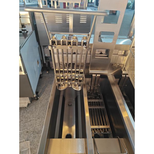 OFE-H413 Auto Lift 4 Pots 4 Baskets Digital Computer Panel With Oil Filter System 28kw Electric&Gas Open Deep Fryer