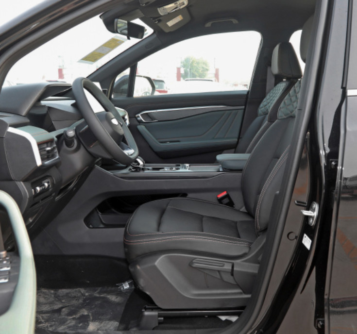 Geely Okavango L 2.0T DCT Haohua version Gasoline 5 Door 7seats Middle SUV