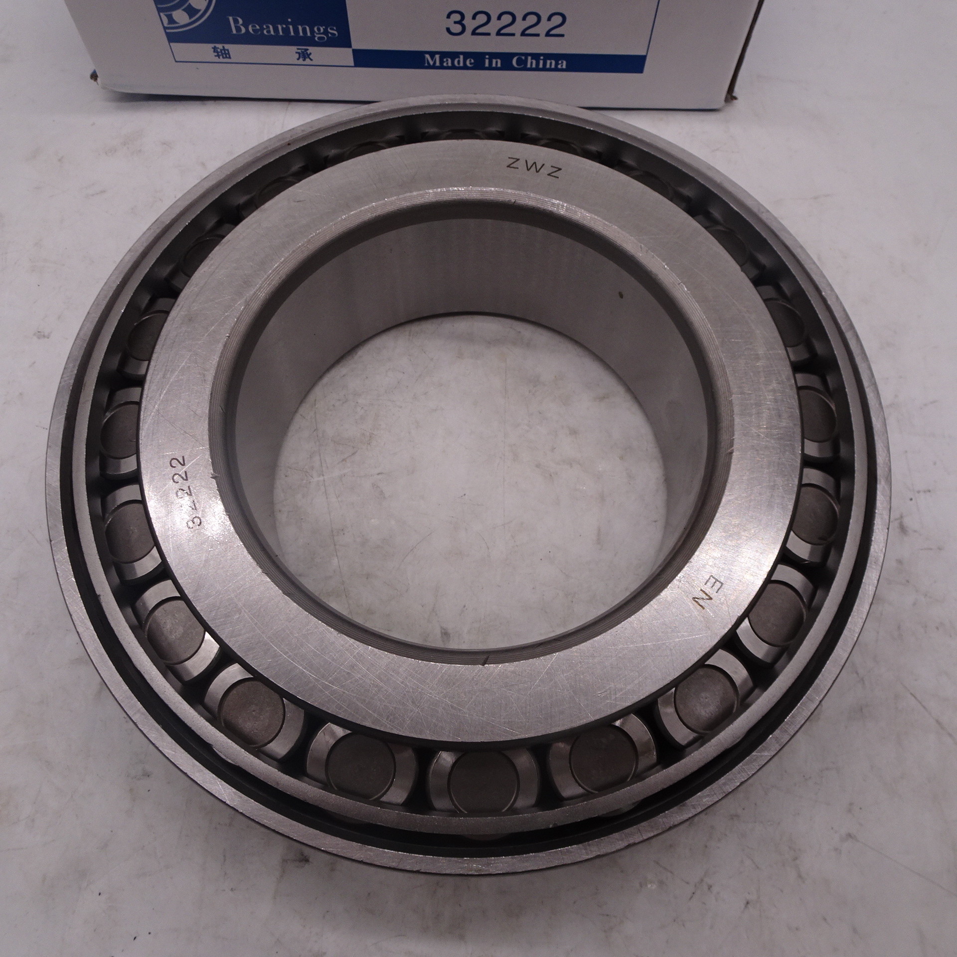 Sinotruk HOWO rear wheel outer bearing 32222 WG9981032222 transport cooperation set design