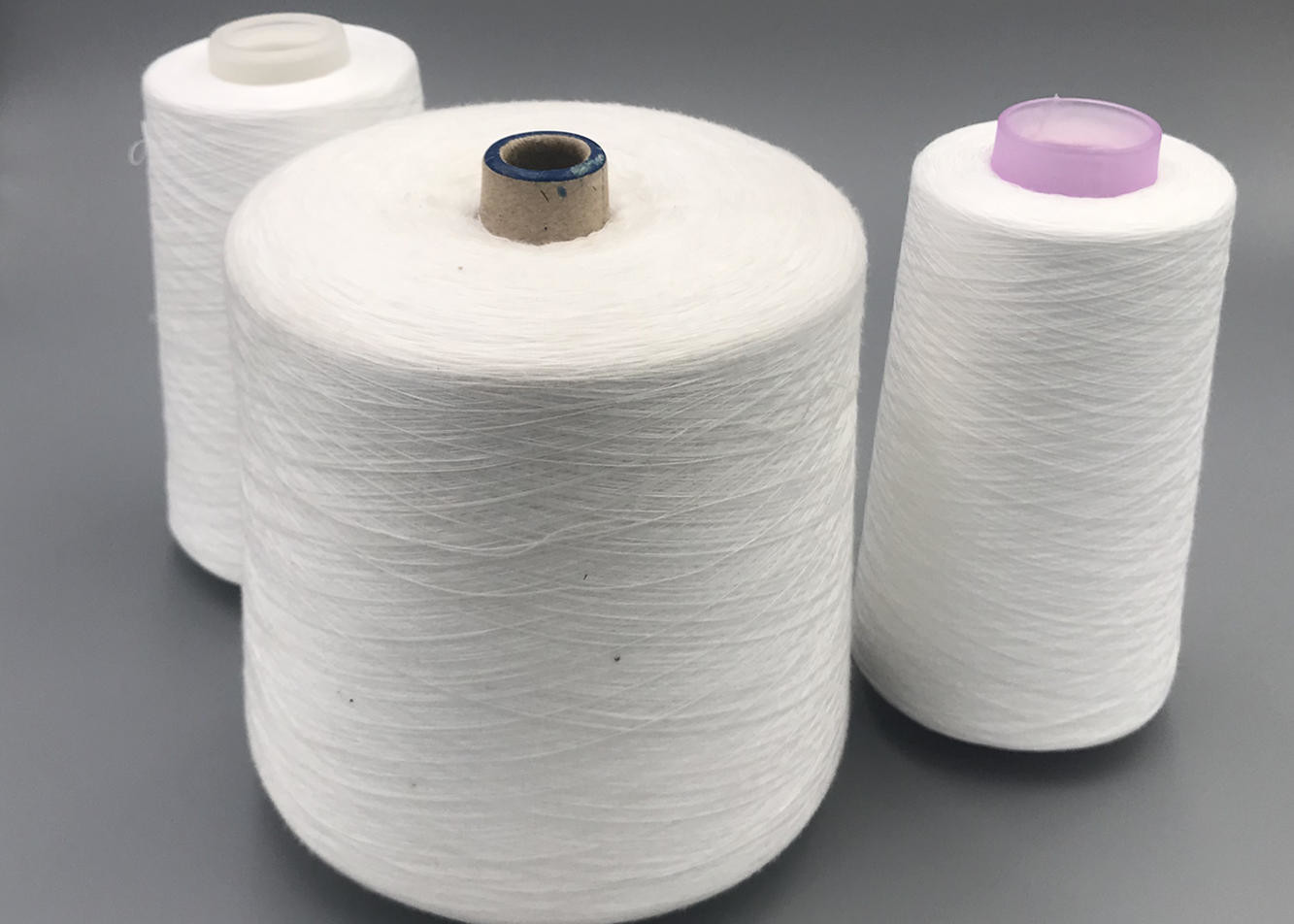 Anti - Pilling Polyester Spun Thread , 20S/3 Ring Strong Polyester Thread