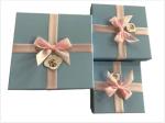 Exquisite Pattern Holiday Gift Box Set Custom Size Gold Stamped Logo