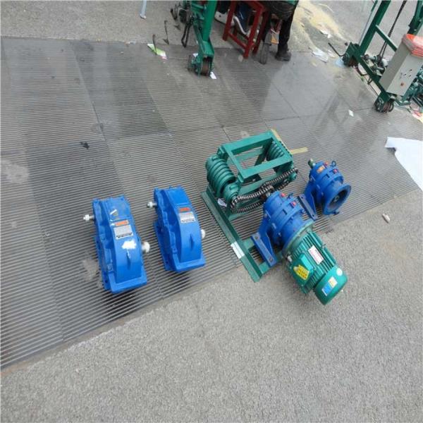 High Performance Chicken House Equipment , Smooth Running Battery Cage Poultry