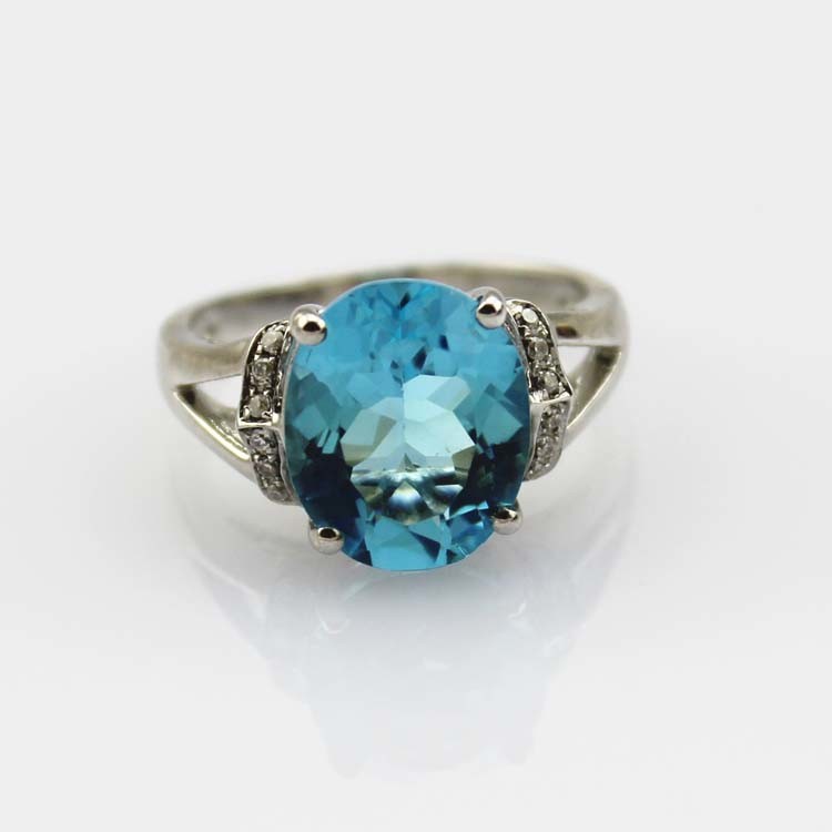 925 Silver 8mmx10mm Oval Blue Topaz Cubic Zircon Ring(R240)