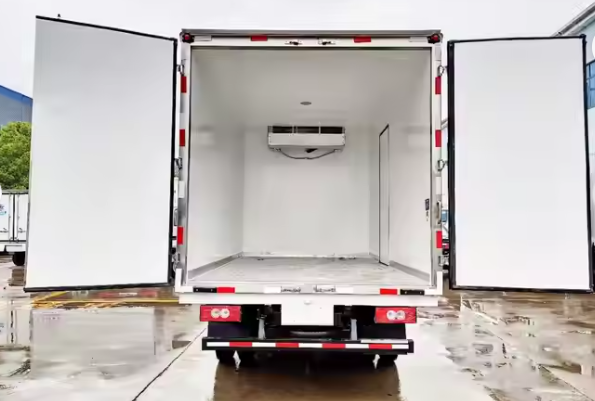 Smooth FRP Panel High strength and light weight Corrosion resistance Good insulation