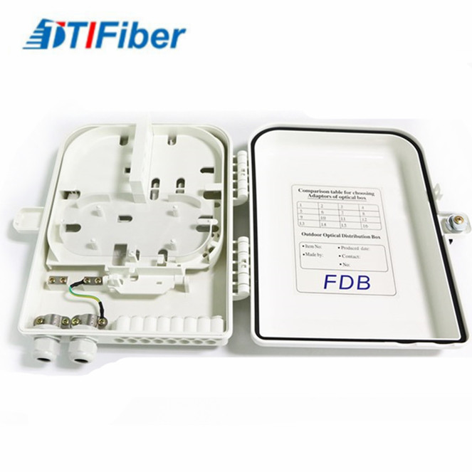 16 Ports FTTH Optical Fiber Distribution Box LC/SC Connectors Light Weight Wall Mounted
