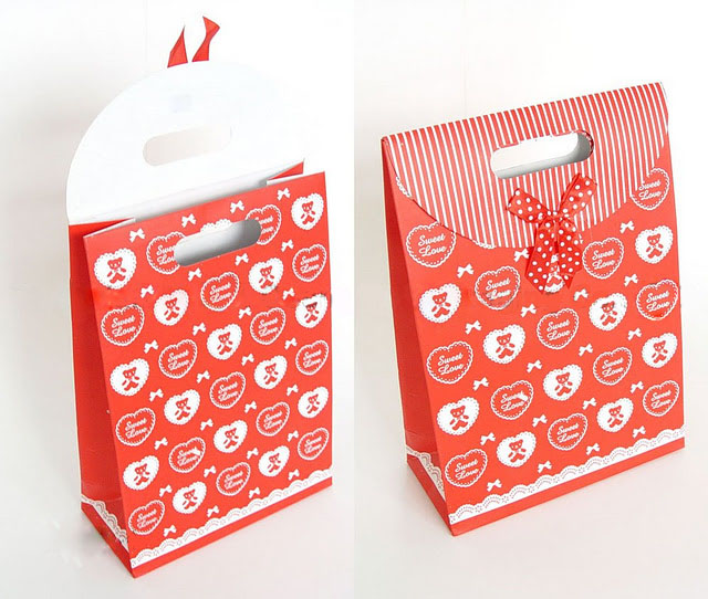 Personalized Recycling Coloured Gift Paper Carrier Bags