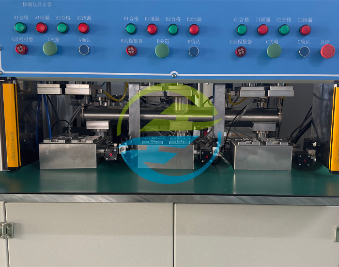 Automatic Helium Tester 3 Test Stations Test Pressure 0.5MPa Leak Testing Equipment
