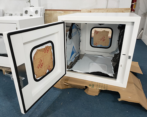 Powder Coated Steel Cleanroom Pass Box Transfer Hatch In Size W650xD650xH660mm