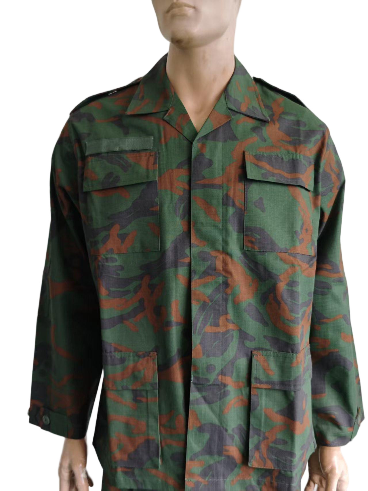 BDU Woodland Combat Uniform Multi Pocket System Tactical Uniform Clothing Custom made Forest Camouflage Tactical Clothing Set
