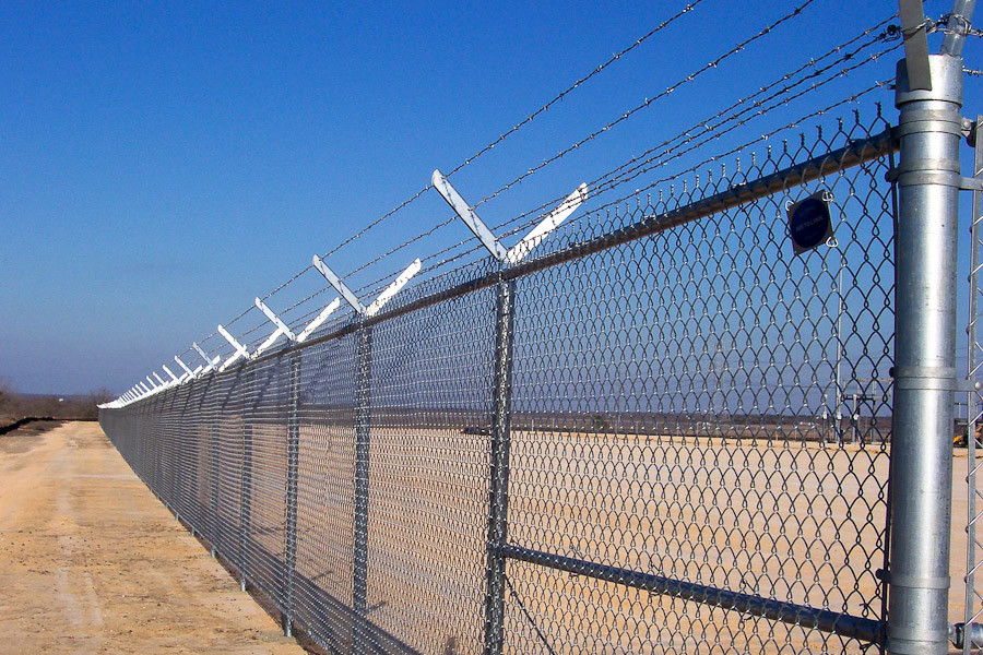 Hot Dip Galvanized 50mm Hole Border 2.1m Decorative Chain Fence