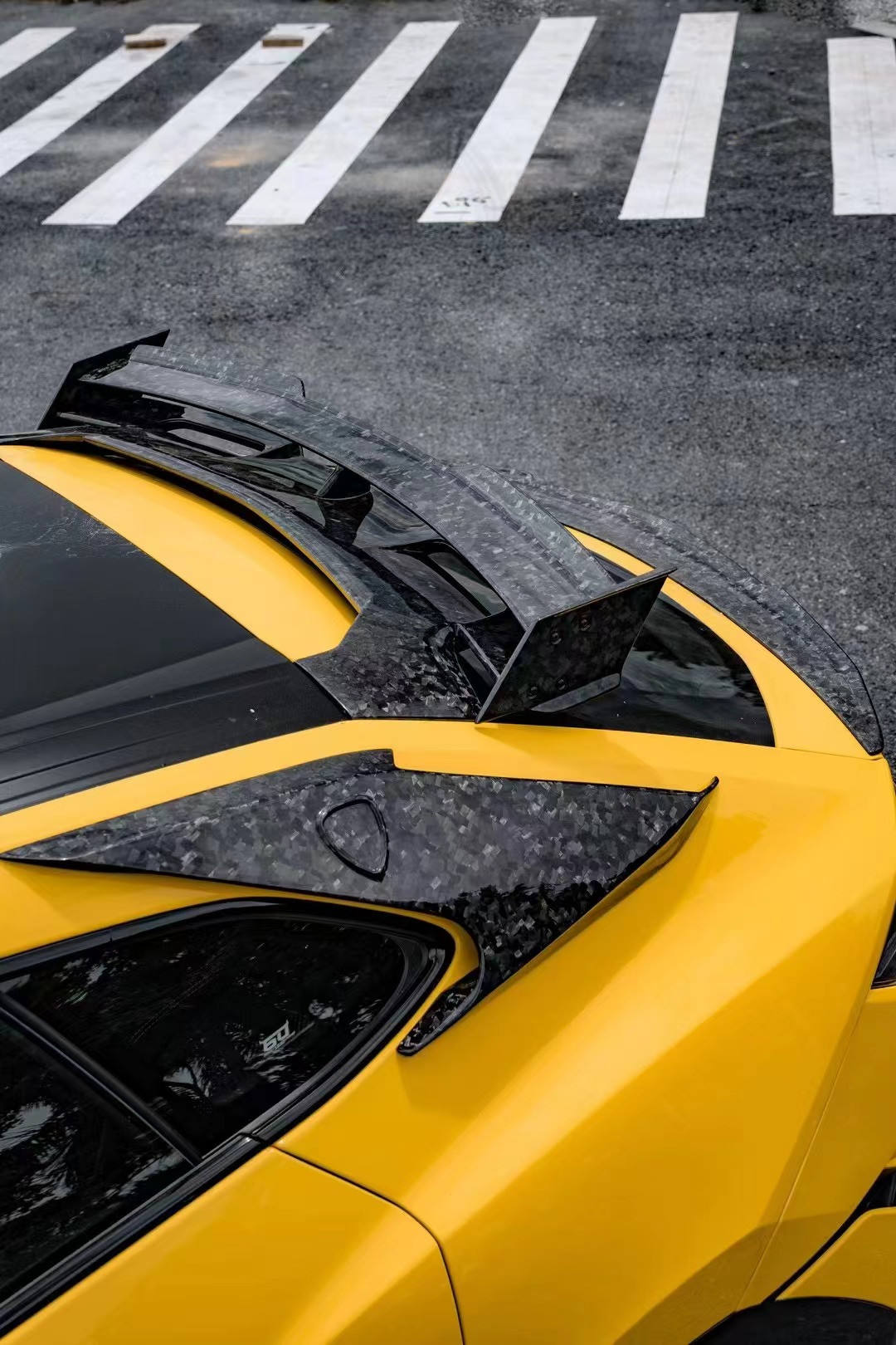 URUS Lamborghini Body Kit 2018-2019 Carbon Fiber Front Lip Diffuser Urus Wide Body Kit