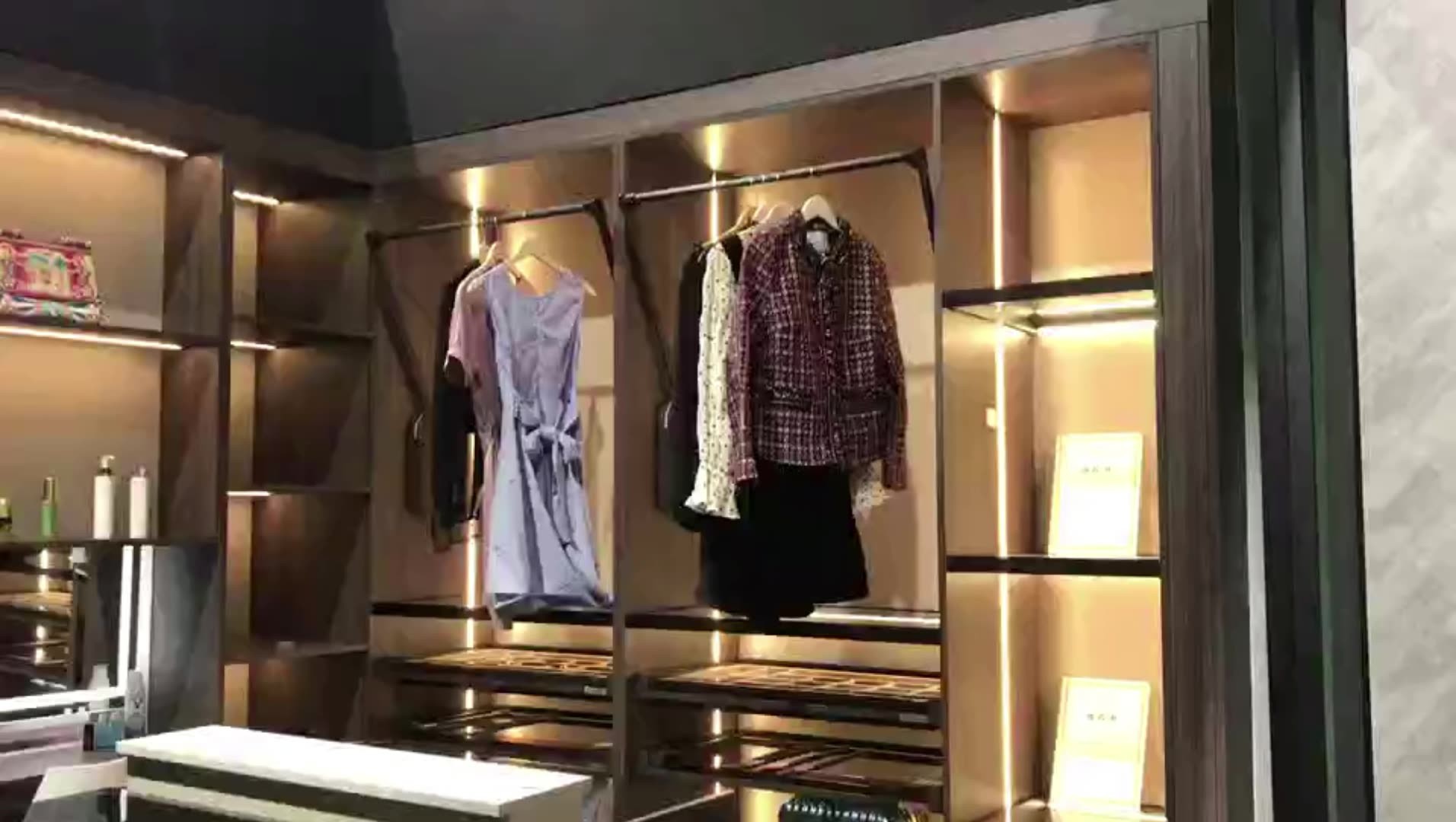 2000mm Walk In Bedroom Wardrobe Closets Modern Luxury For Apartment