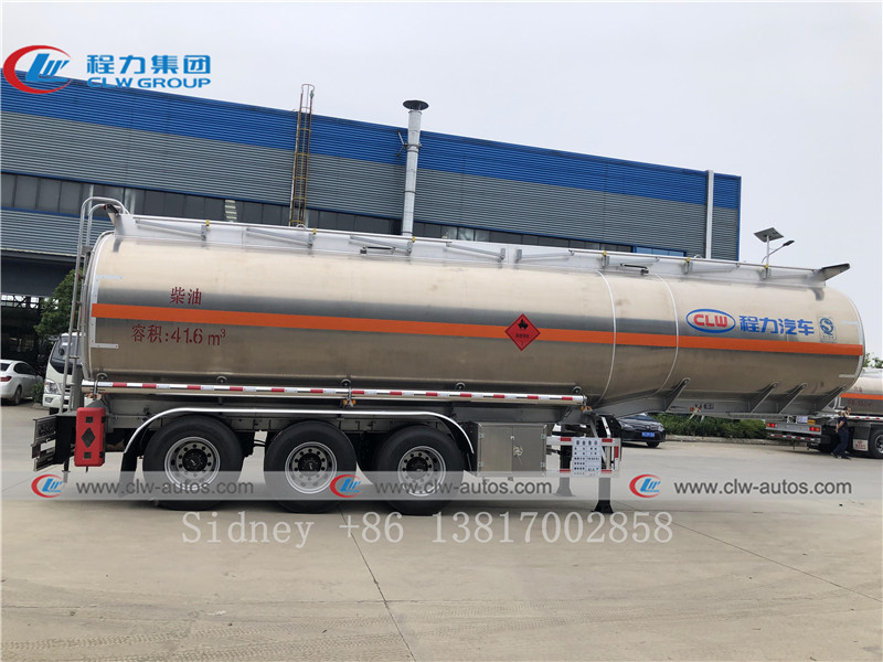 3 Axle 42CBM Aluminium Alloy CS SS Diesel Transport Truck