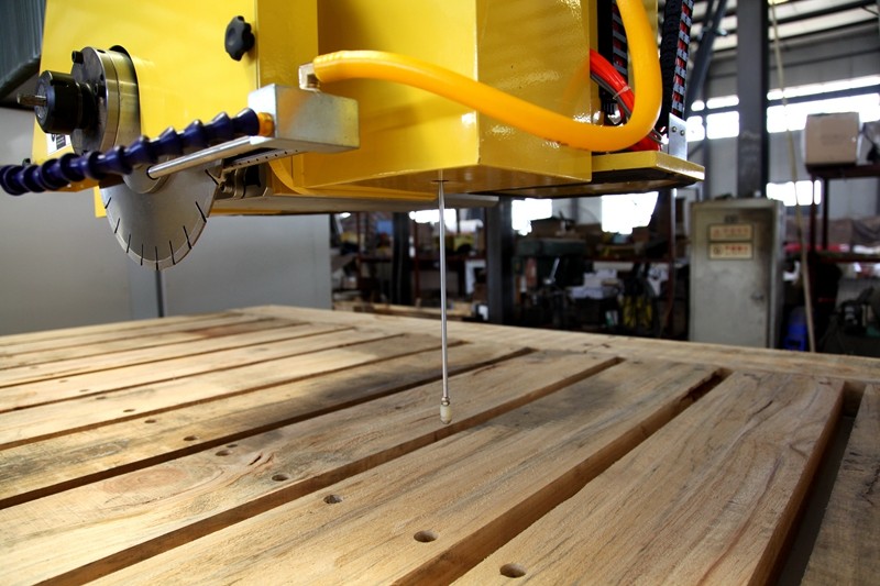 Granite CNC Stone Cutting 5 Axis Bridge Saw Machine