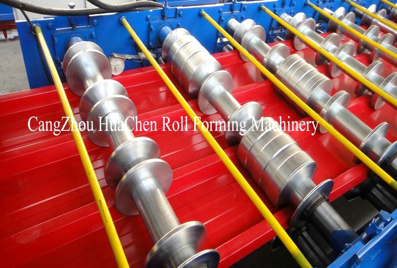 Q235 Color Steel Sheet Roofing Sheet Roll Forming Machine ISO 9001