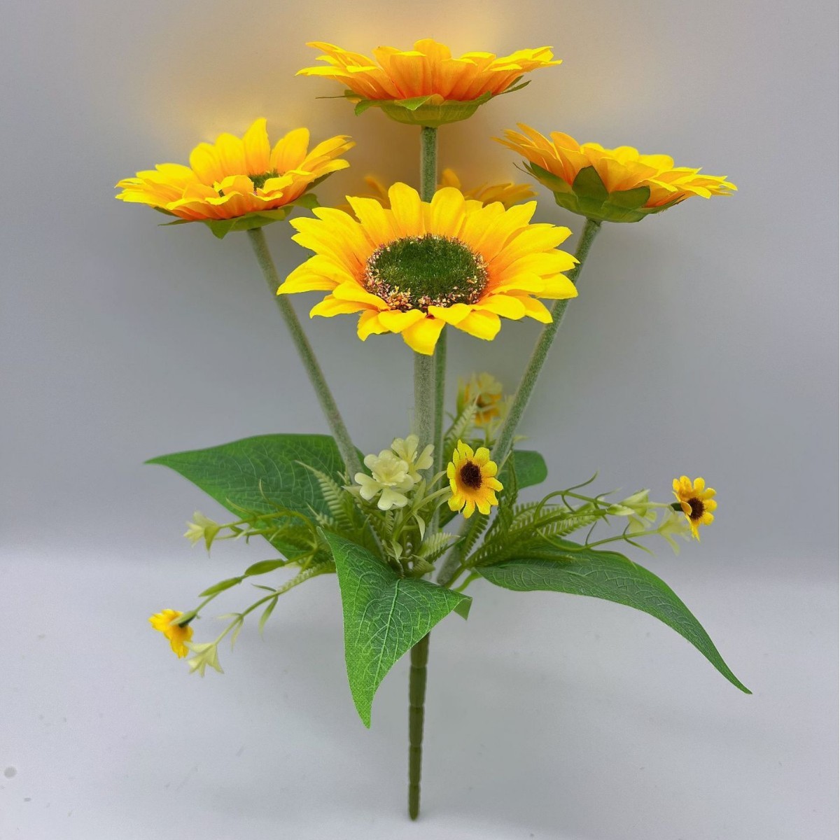 Simulated Flowers Sunflower Fake Flower Bouquet Sunflower Handkerchief Flower Bouquet Wedding Hotel Decoration Flowers