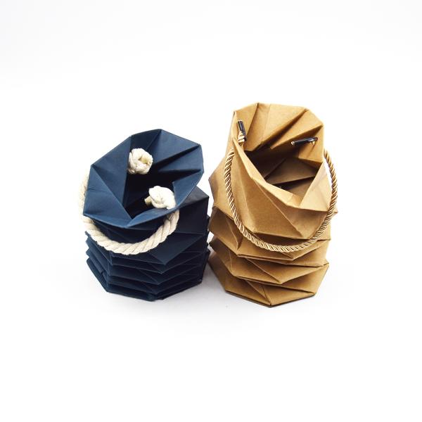 Customized Handmade Creative Folding Kraft Paper Wine Gift Box Flat Packing with Handle