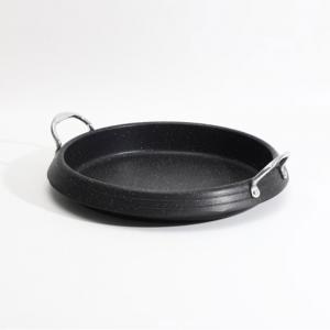 China Cast Iron Flat Grill Pan Non-Stick Pancake Flapjack Steak Pot With Glass Lid on sale