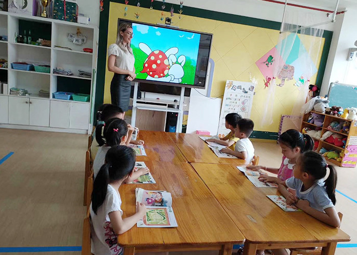 3840*2160 Touch Screen All In One 75'' Electronic Interactive Whiteboard