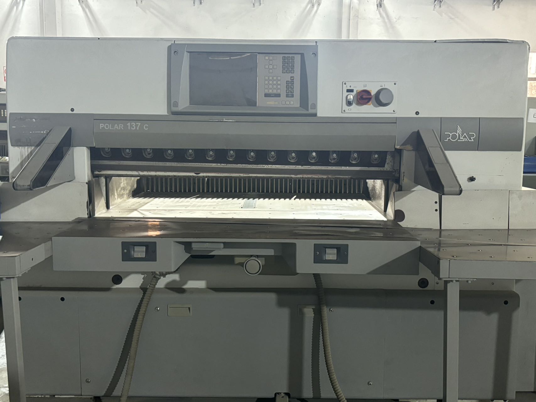 Polar 137C The Ultimate Paper Guillotine for High Productivity in the Paper Industry