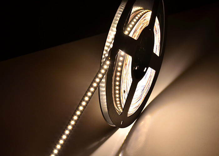 Flexible DC12v / 24v 4000LM Outdoor Led Strip Lights 120pcs/M 9.6w/M