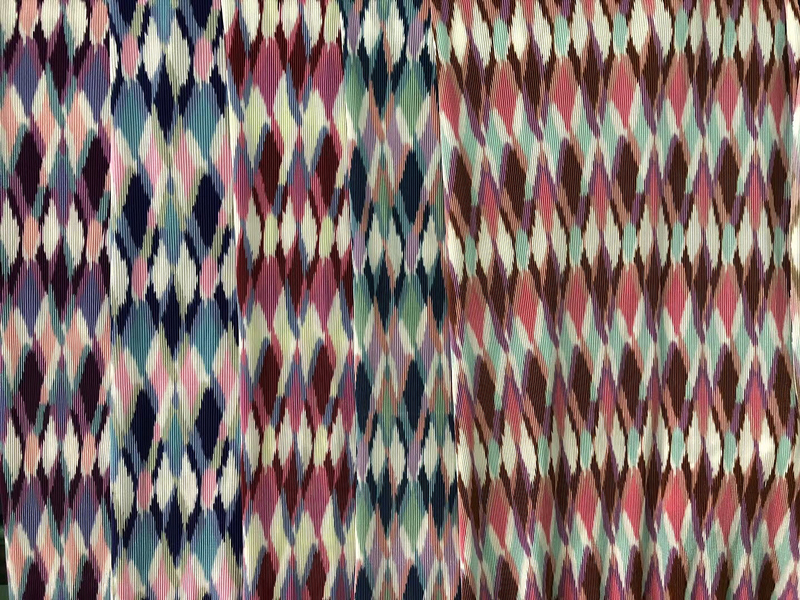 Floral Dots Geometric Print Crepe Woven Fabric Tie Dye 250gsm For Garment