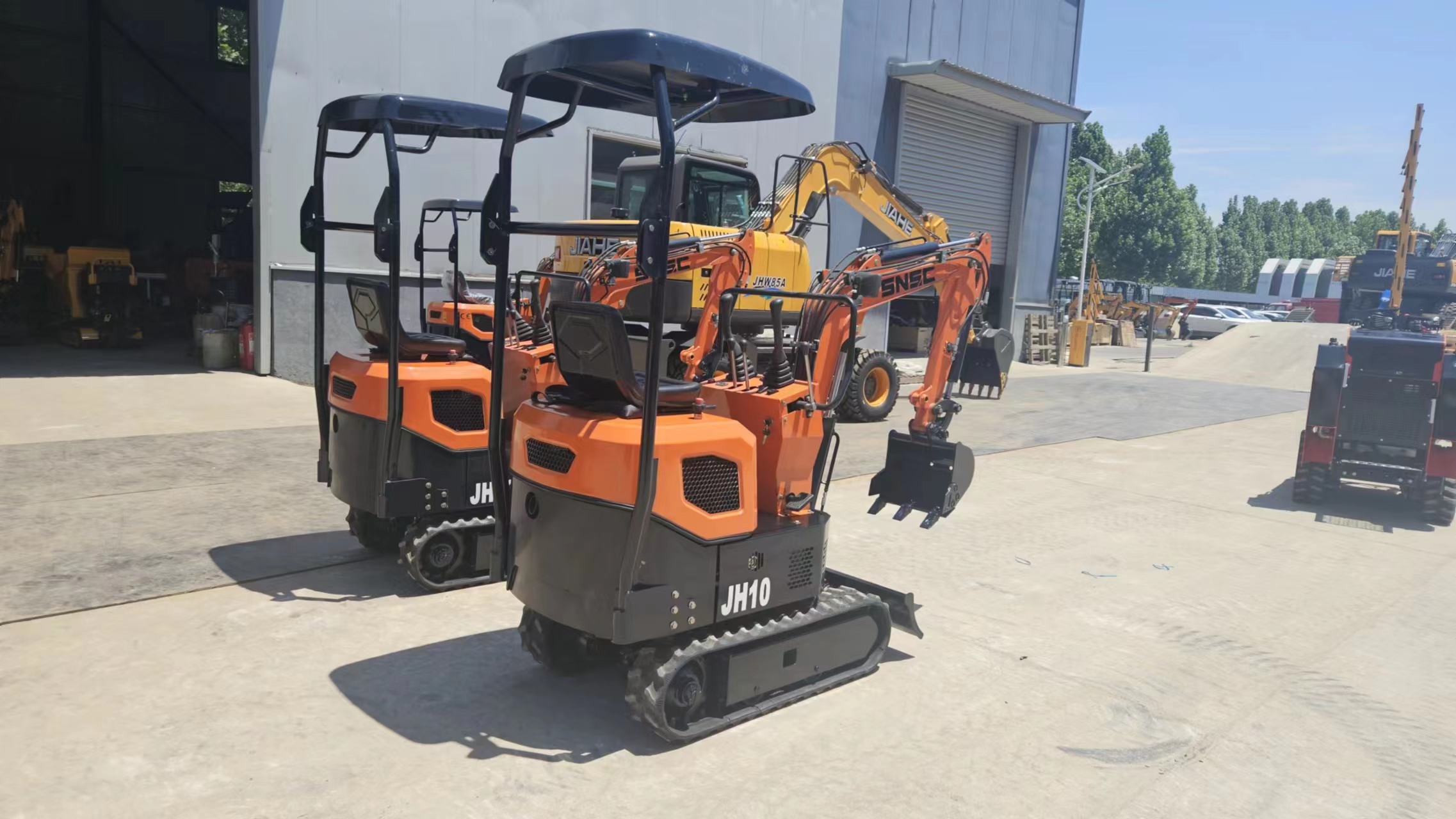 1Ton 1.5Ton 1.8Ton 2Ton 3 Ton Mini Excavator With Optional Cabin And Various Attachment