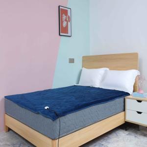 Wholesale Luxury Self Heating Blanket , Double Sided Flannel Washable Electric Heated Blanket from china suppliers