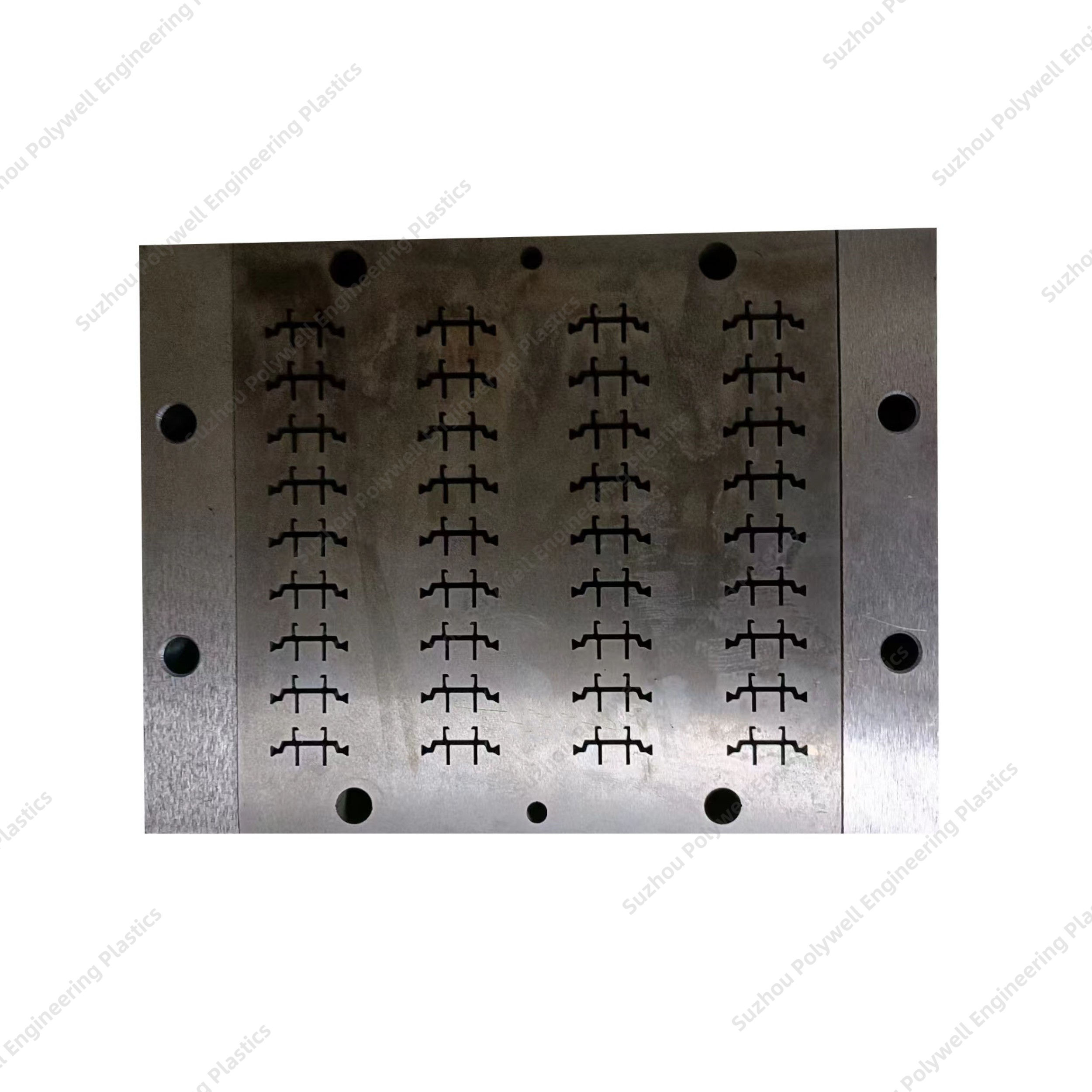 PA66 Plastic Fire Resistant Granules Pellets Extruder Mould For Heat Insulation Strip