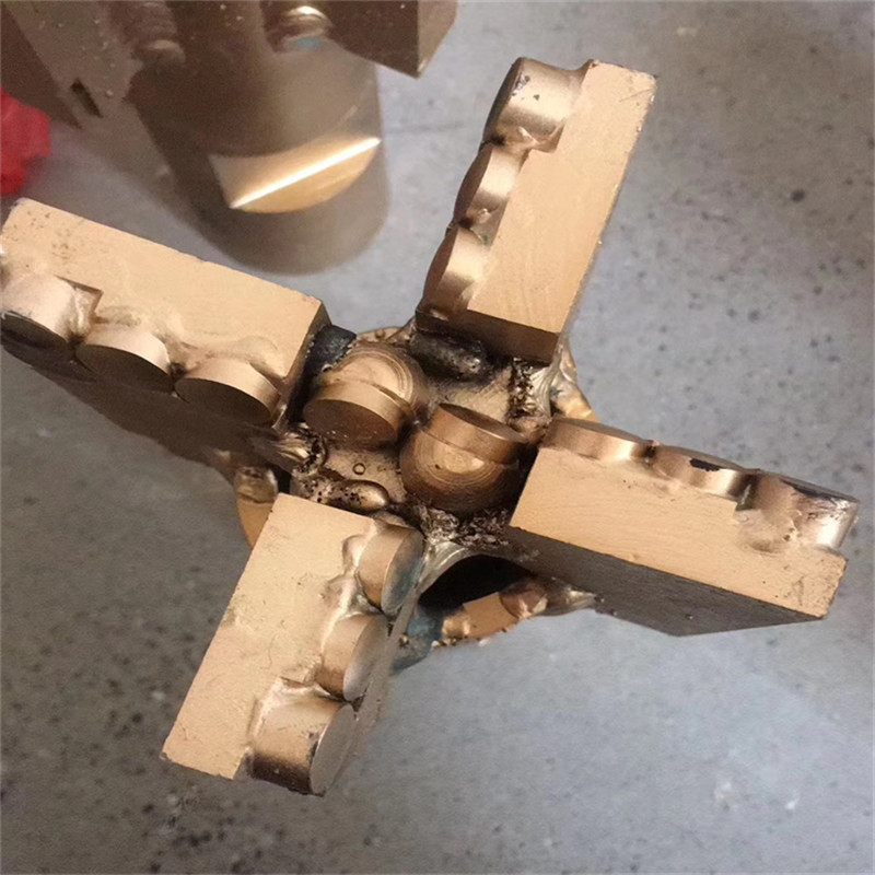 Diamond 3-Wing Scraper PDC Drag Drill Bit for Water Well Mining Drilling