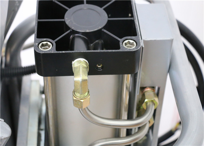 Mixing Polyurethane Foam Spray Equipment / Accurate PU Coating Machine
