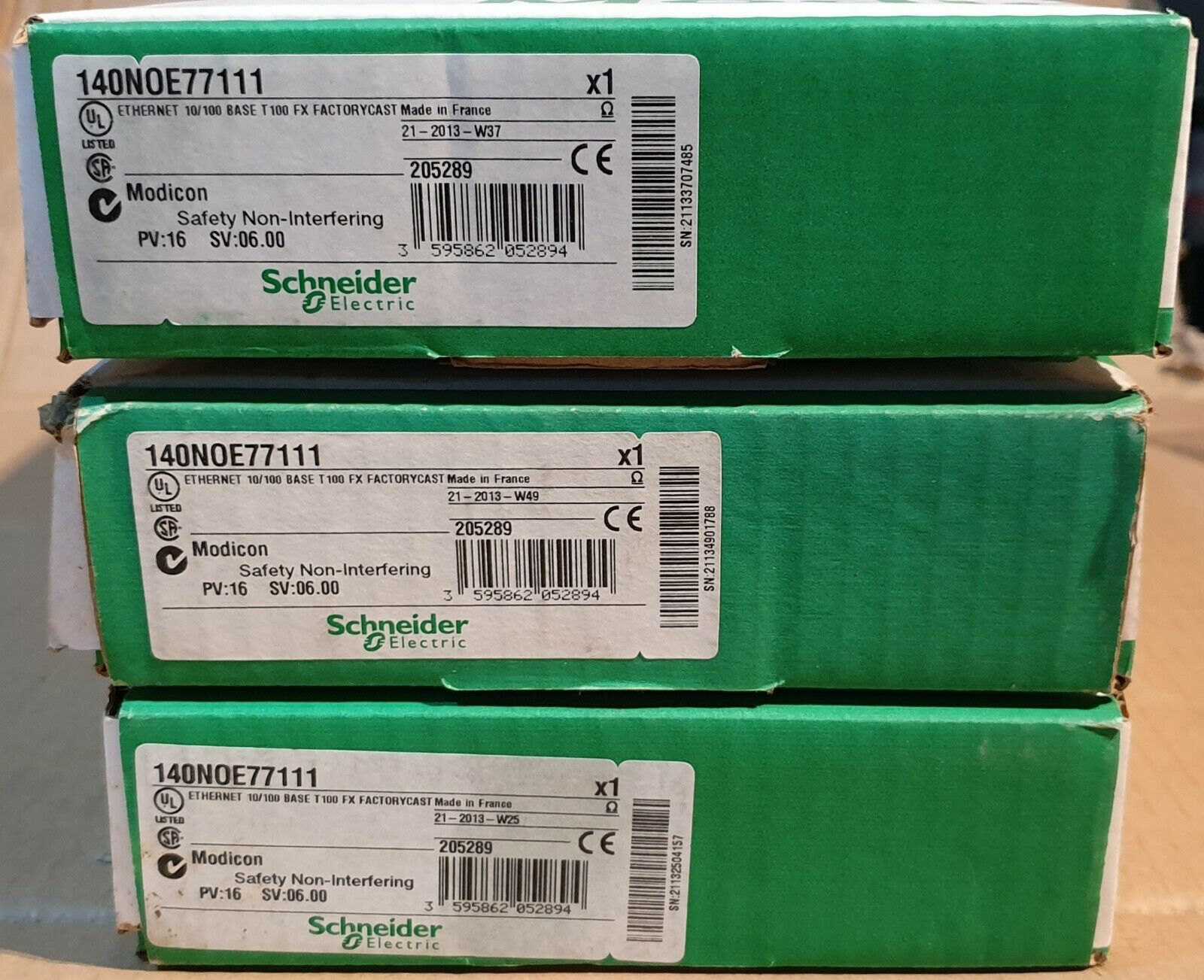 SCHNEIDER TSX Quantum 140NOE77111 IO Modules ENET 10/100 Base T Factorycast 8 Meg Fl