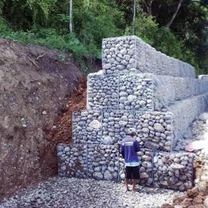 Wholesale Galvanised 2x1x1 Welded Wire Retaining Wall Gabion Box from china suppliers