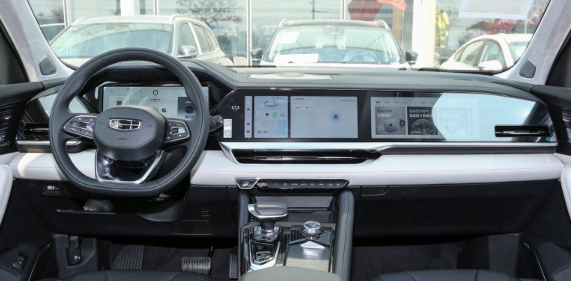 Geely Manjaro 2023 2.0TD high-power automatic two-wheel drive flagship model Compact SUV