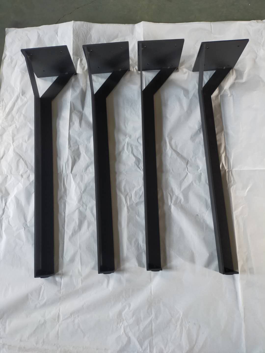 Modern Silver/Black/White Metal Dining Table Legs with Included Nuts and Screws