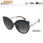 Sunglasses with metal frame, new fashionable designer style, UV 400 Protection