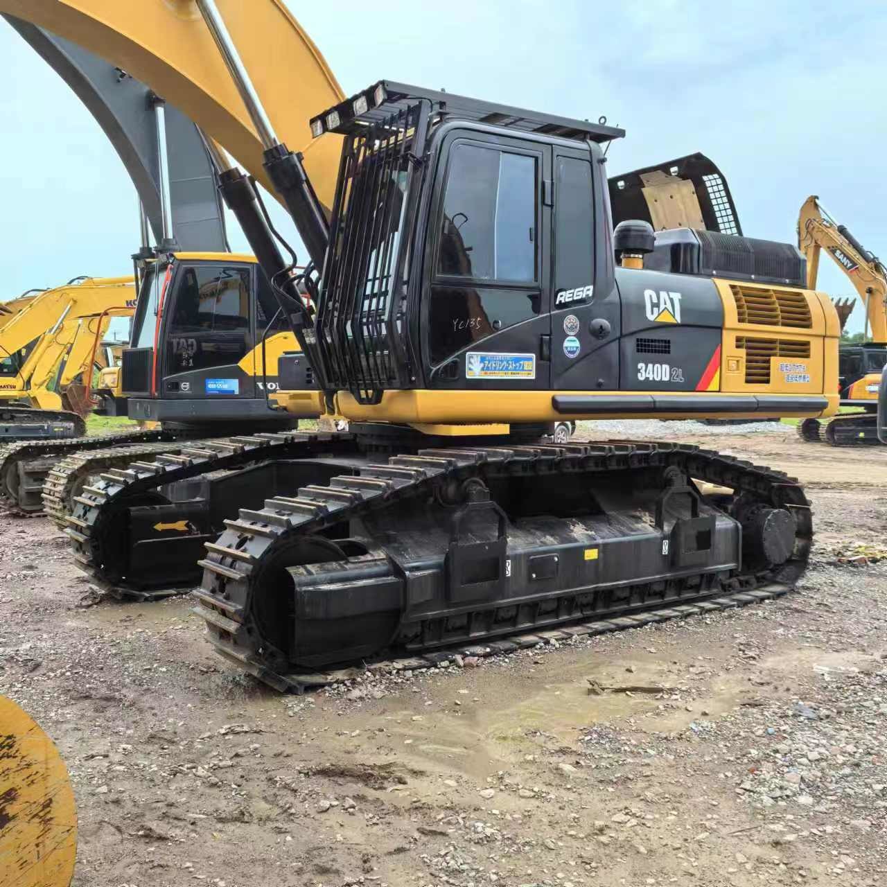 Big Used Excavator CAT Caterpillar 340D2 40 Ton Crawler Digger