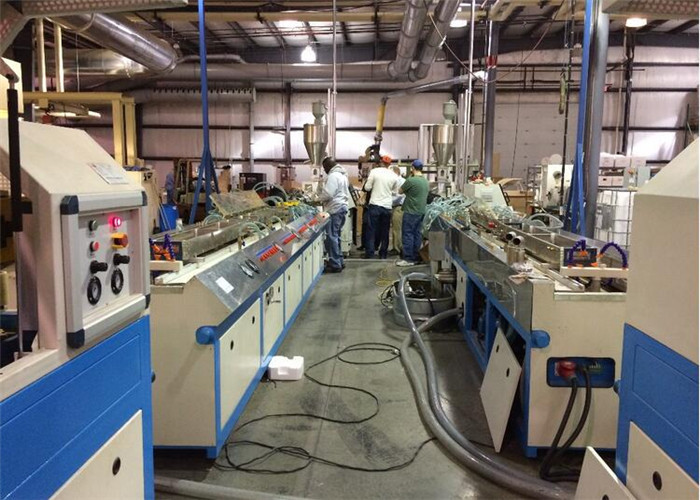 PVC WPC Plastic Profile Double Screw Extruder Machine ISO 9001 Certificate