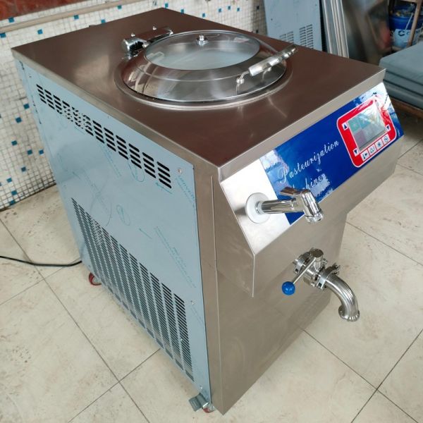 Soft Ice Cream Pasteurizer Machine With Mixing Homogenizing System Aging Tank