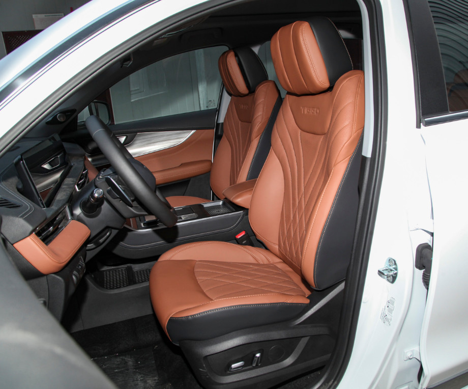 2023 Chery Tiggo 1.6T 197HP 290 TGDI Automatic Left Hand Gasoline Mid SUV