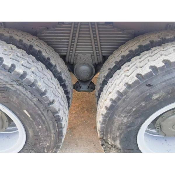 Affordable Refurbished Sinotruk Howo 375HP 6x4 Dump Truck with Manual Transmission