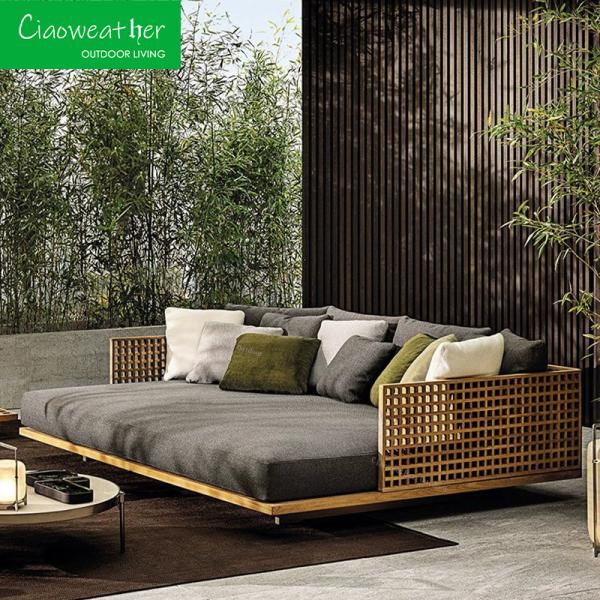 Waterproof Round Outdoor Daybed Thick Cushions and Aluminum Teakwood for